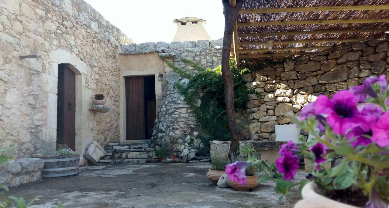 Bendeni Cottage Megala Chorafia Esterno foto